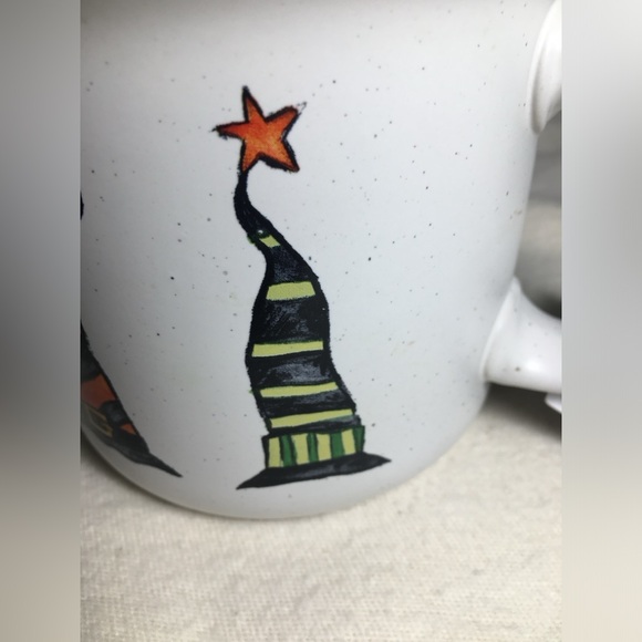 Halloween “Off-Duty Witch” Hats Coffee Mug Cobwebs & Cauldrons  22 Oz Plaid NEW - Picture 7 of 13